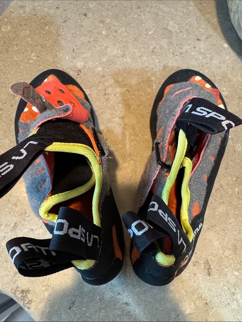 La Sportiva women’s size 4.5 Gray Orange Climbing Shows